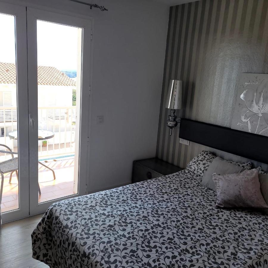 Des Artistes Son Parc Apartment Exterior photo